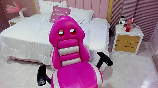 kendall_curves - Kendall_curves's free webcam