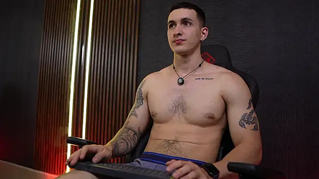 JacksonOlsenn webcam