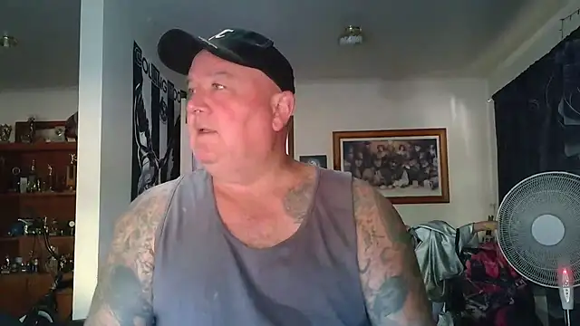 KINKYBLUEYES69 webcam