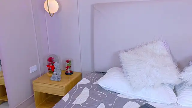 alynallen - AlynAllen's free webcam