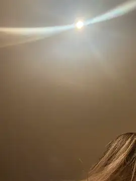 lilyluck_ - LilyLuck_'s free webcam