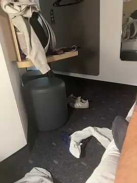 pianotgeil2 - Pianotgeil2's free webcam - UK Sex Cams