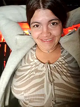 ivy_enjoy - Ivy_enjoy's free webcam