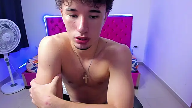 jean_burns (M twink) - naked sexy dance