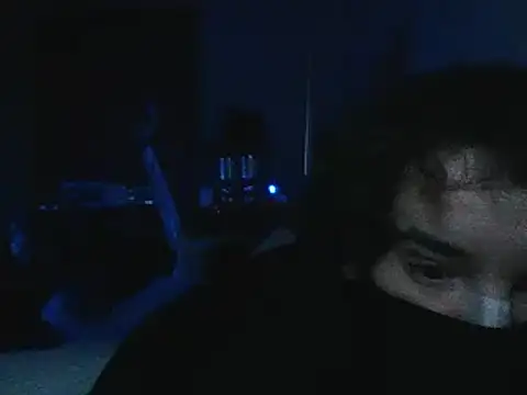 raccooishere - RaccooIsHere's free webcam - UK Sex Cams