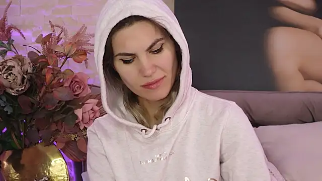 feliciakrige - FeliciaKrige's free webcam