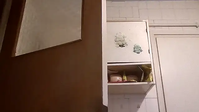 mariusica1@xh - Mariusica1@xh's free webcam - UK Sex Cams