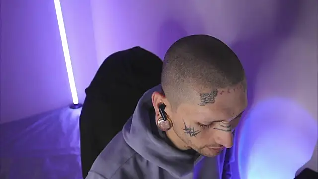 tokyohatsumoto - TokyoHatsumoto's free webcam - UK Sex Cams