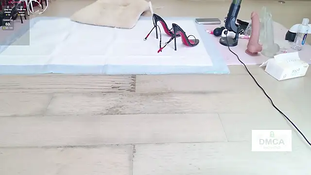 vicki-66 - Vicki-66's free webcam - UK Sex Cams