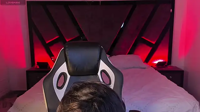 andywiilliams - AndyWiilliams's free webcam - UK Sex Cams