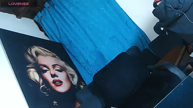 licy_blonde_hot webcam