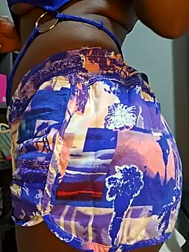 shaniko89 (F milf) - squirt on daddy's face good whore