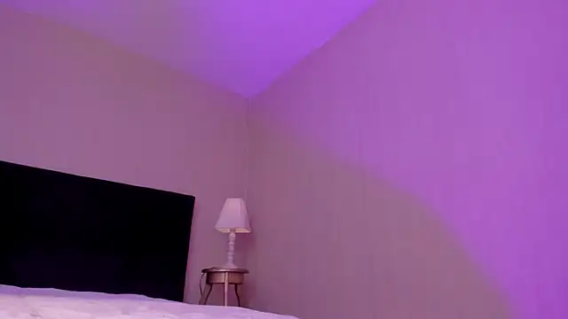 Midnight_Bluee webcam