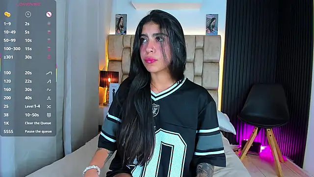 little_sophie18 - Little_sophie18's free webcam