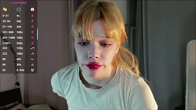 boobsybootie - Boobsybootie's free webcam