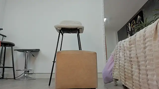 isa_lancaster - Isa_lancaster's free webcam