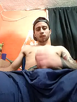 Mich_Stev9524 webcam