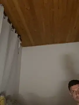 Michaell_Spinelly webcam