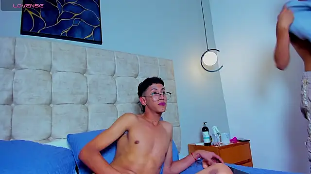 twink_royale18 webcam