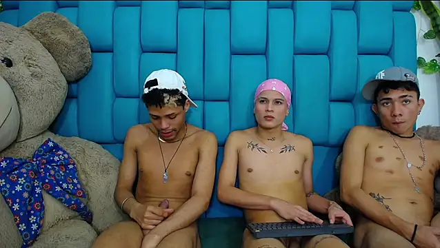 Hot_Boys_Latinos_X webcam