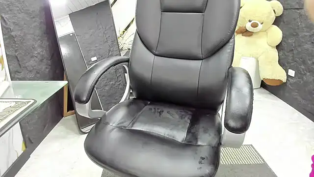 julietadiamond - JulietaDiamond's free webcam - UK Sex Cams