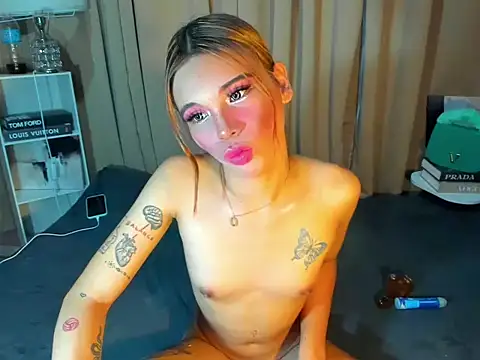 ClassyTemptressX webcam