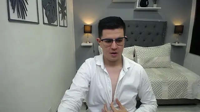 dylan_santiago_ webcam