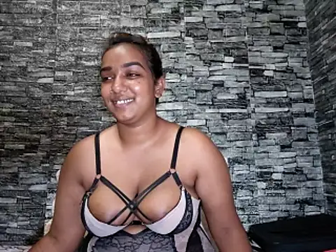 Indiasfantasy_ webcam