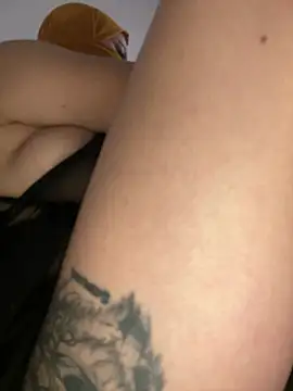 amaal_ - Amaal_'s free webcam - UK Sex Cams