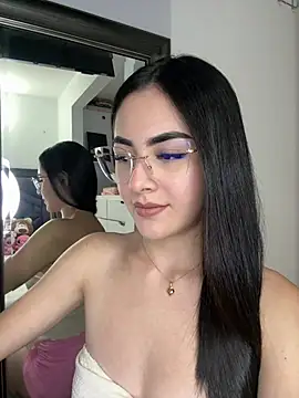 islacole - IslaCole's free webcam - UK Sex Cams