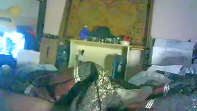 ON3YOULLN3VER_FIR3 webcam