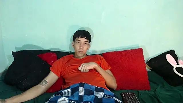 Ariatnaanddilan webcam