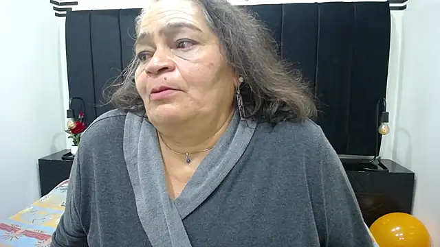 QueenMatturex webcam