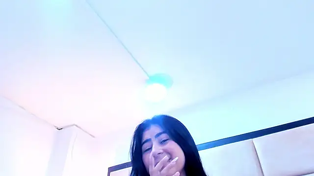 scarletjons - ScarletJons's free webcam