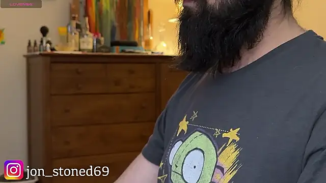 beardedfantasydaddy webcam