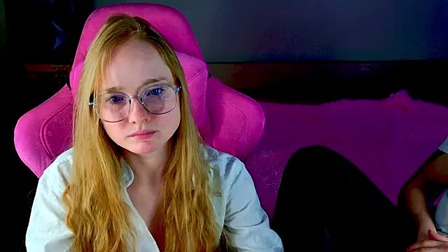 shawty_mia - Shawty_Mia's free webcam