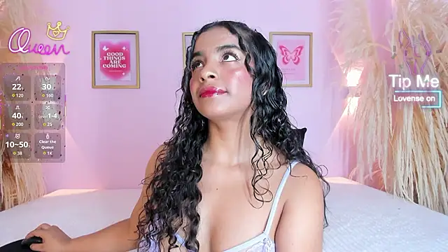 sunnygilmoree - SunnyGilmoree's free webcam