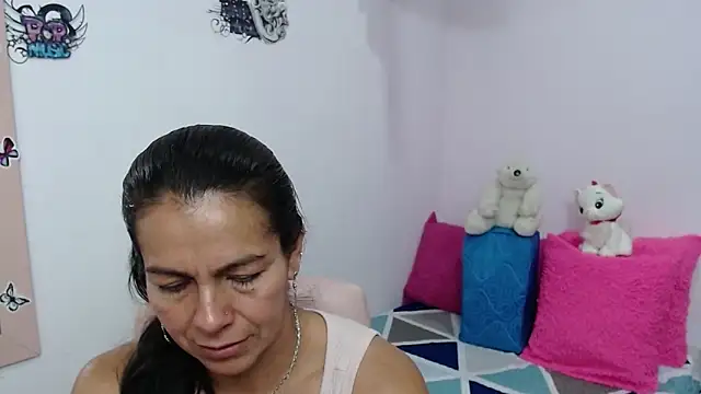 camilavargas_ - Camilavargas_'s free webcam - UK Sex Cams