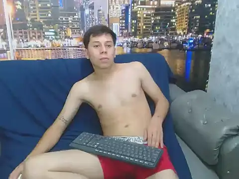 santiago_xxxcol - Santiago_xxxcol's free webcam - UK Sex Cams