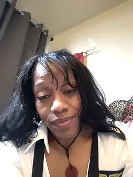 nataliegainer_goodies (F mature) - Another Knight??