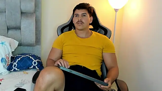 victor_vixen - Victor_vixen's free webcam