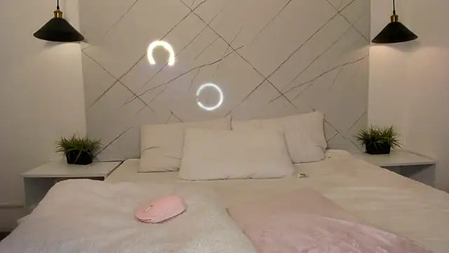 ANTONELLA__ROUSE_ webcam