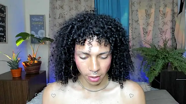 Angel_White25 webcam