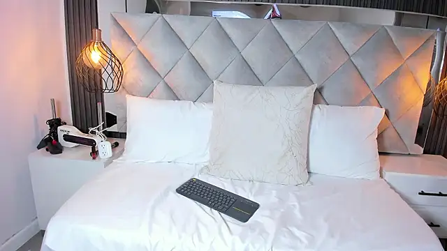 Real_virgin_Pussy webcam