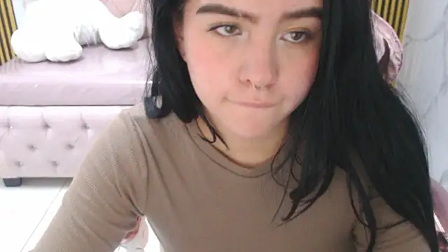 sarita_09_s - Sarita_09_s's free webcam - UK Sex Cams