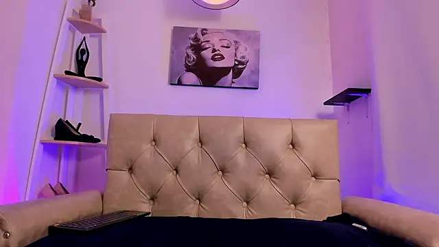 aurorasimmons - AuroraSimmons's free webcam - UK Sex Cams