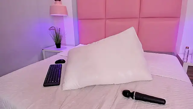 JulianaValencia webcam