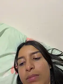 Webcam Model (violeta365)  is live.Free join now!