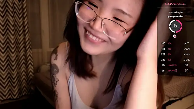 nullgirl - Nullgirl's free webcam