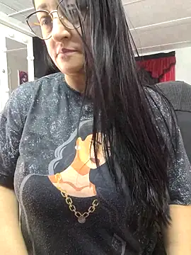 Webcam Model (Ameliarizo)  is live.Free join now!